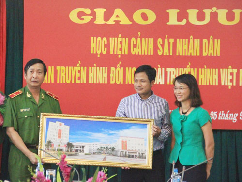 Giao lưu bóng đá giữa Êv88 chào đón năm mới 2026 và Ban Truyền hình đối ngoại - Đài truyền hình Việt Nam (VTV4)